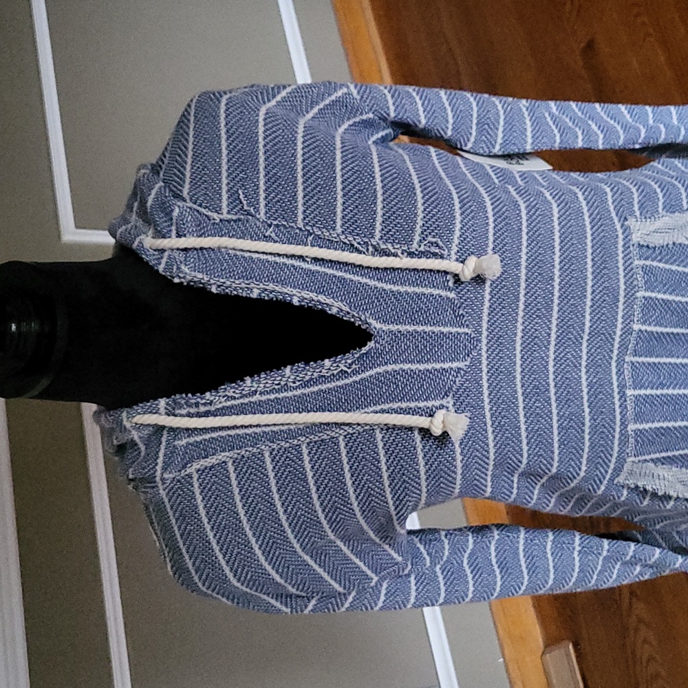 BILLABONG Pullover Sweater Size Small - Picture 2 of 8